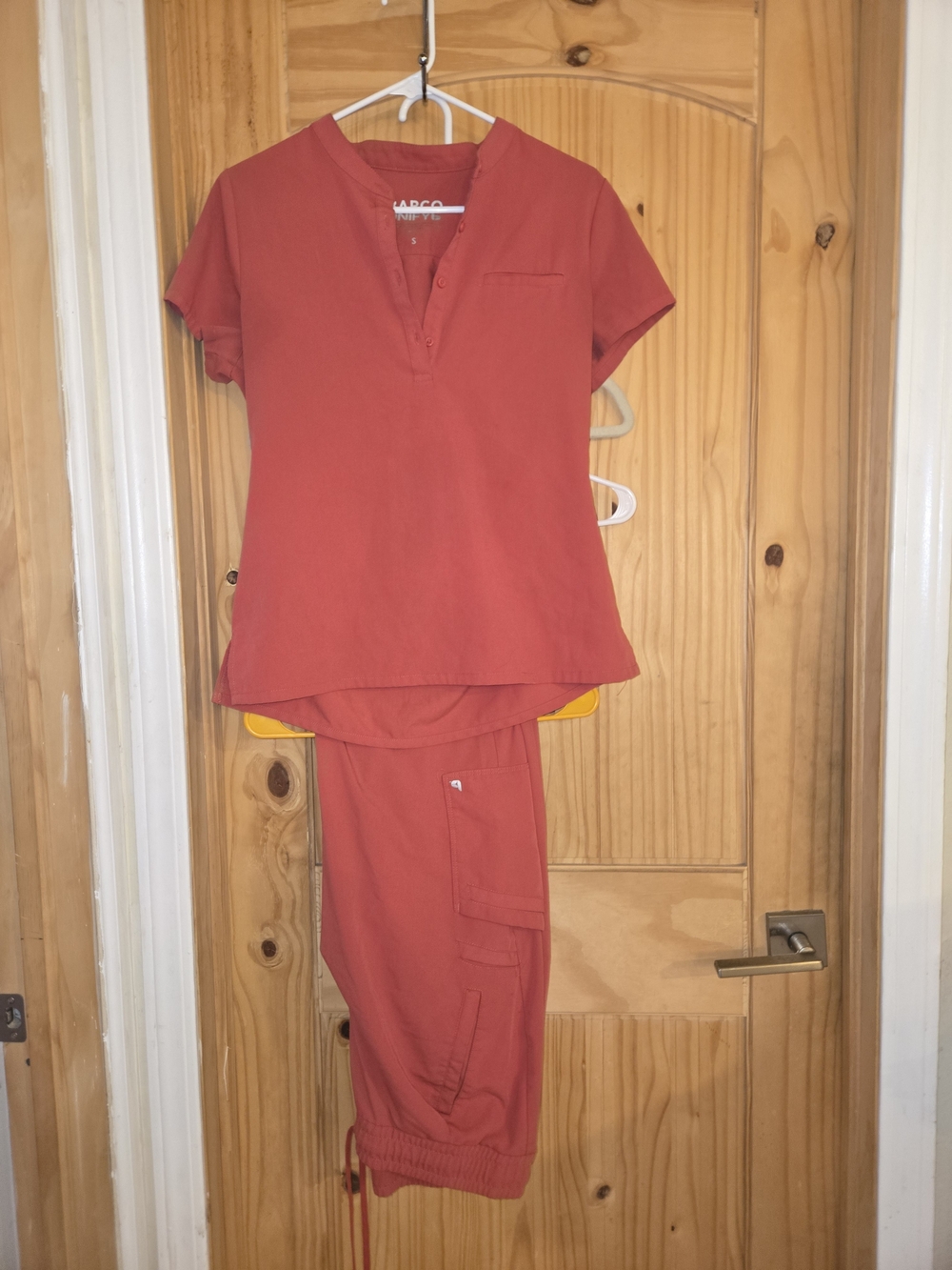 BARCO UNIFY Women's Scrub Set Coral Pink *Small Top* ×Large Jogger Pants×